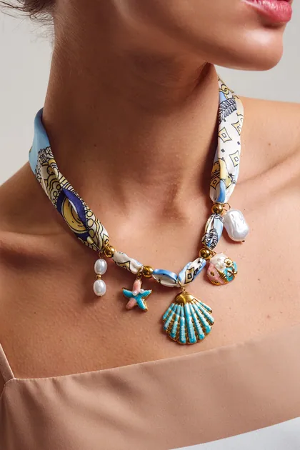 Accessories at Pieces of a Dream